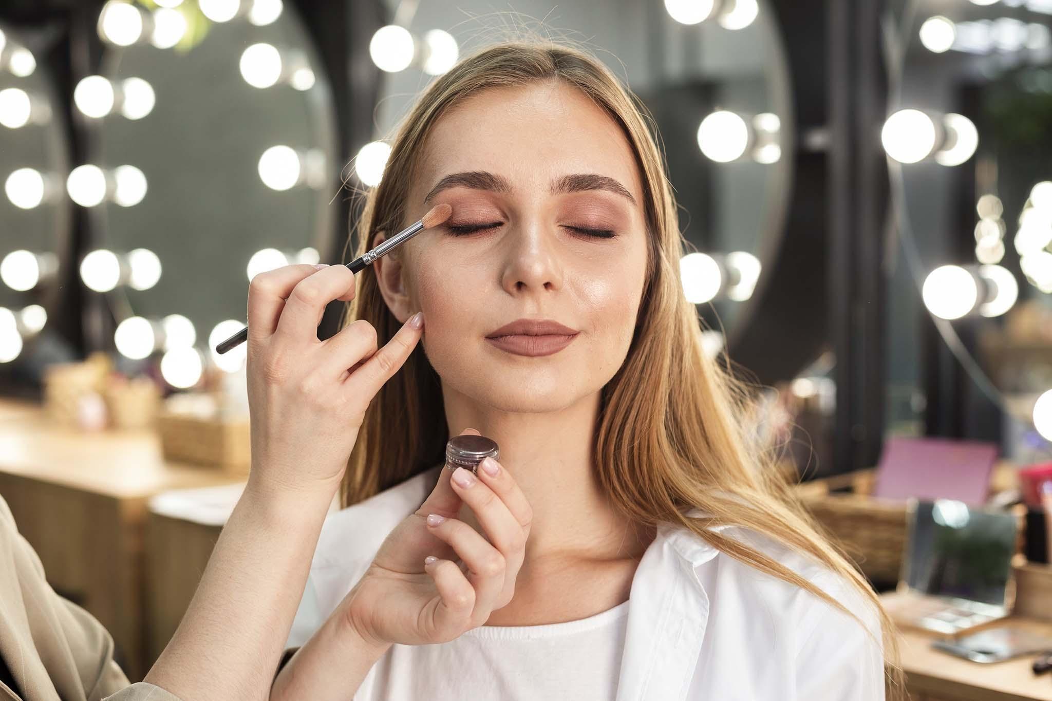 Confidence created by makeup